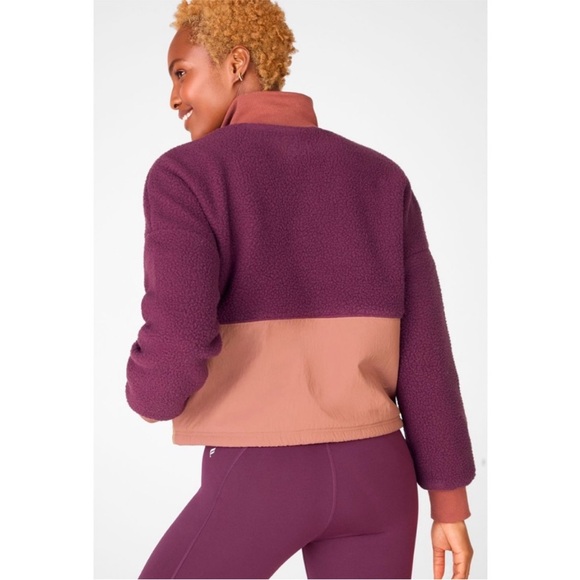 Fabletics NWT Women’s Mallory Fleece Pullover Sz XL - Picture 3 of 6